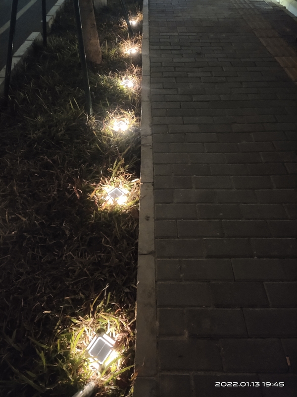Lumière actionnée solaire lumineuse 1.2V Marine Deck Driveway extérieure 1200MAH de dock de place