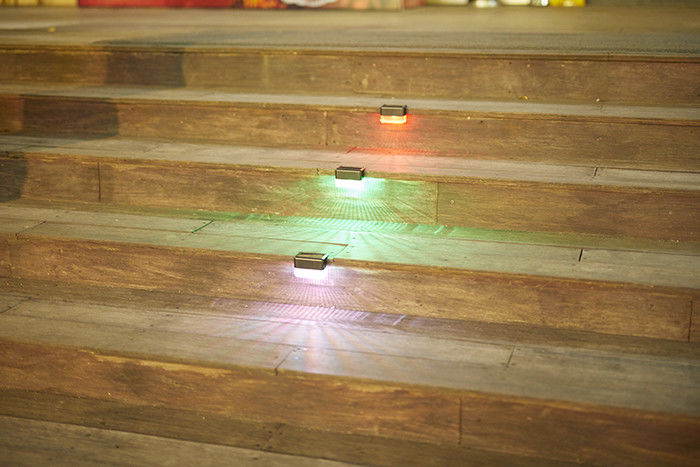 Lampes solaires à LED pour l'allée de l'appartement Lampes d'allée d'avertissement extérieur Lampes de marche pour trottoir jardin de chemin de fer