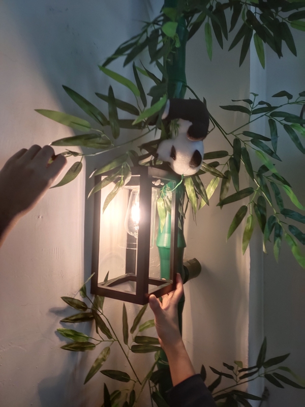 Lumière solaire décorative extérieure porte de jardin lampe pour la pelouse patio
