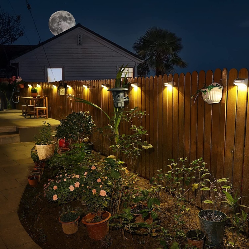 Lumière de clôture de jardin LED à énergie solaire pour éclairage étanche extérieur en blanc chaud/blanc froid/bleu/RGB 1-3 ans de garantie