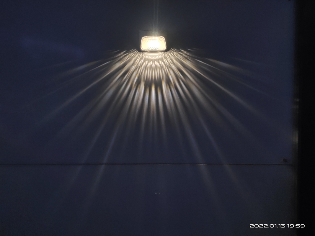 20 lumens Décoration de la clôture solaire Lumière imperméable à l'eau IP65 avec batterie au silicium monocristallin