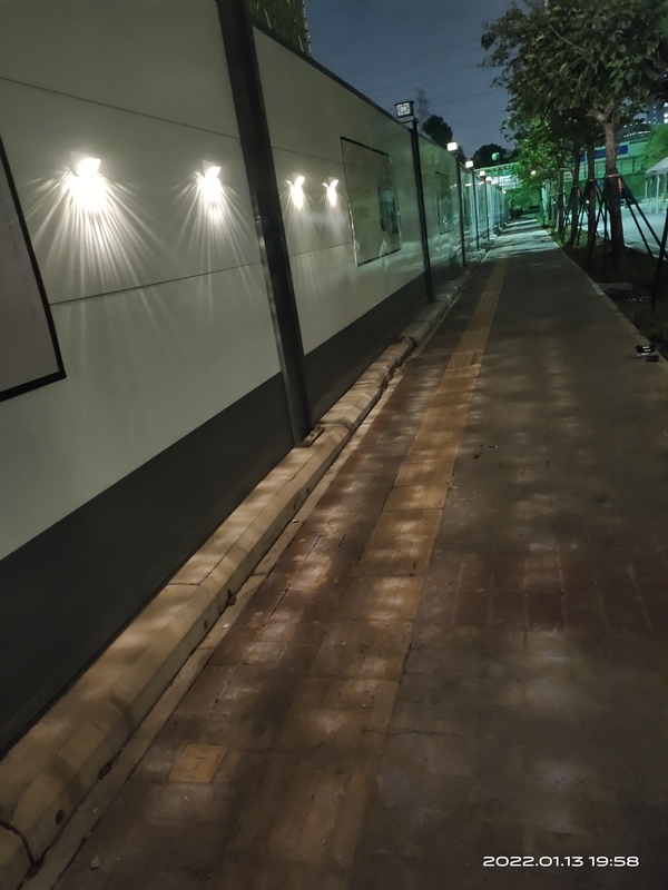 Lumière de décoration monocristalline au silicium à LED avec niveau d'étanchéité IP65 et 15 heures de travail