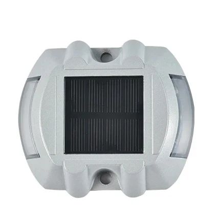 Des feux solaires de signalisation routière avec une visibilité de 800 m et une capacité de charge de plus de 20 tonnes