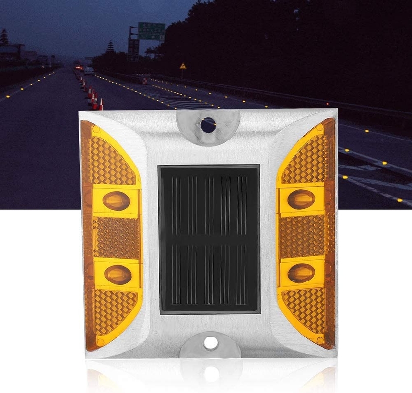 Épouvanteur solaire de 103*106*24 mm et éclairage de circulation réfléchissant à LED 330g