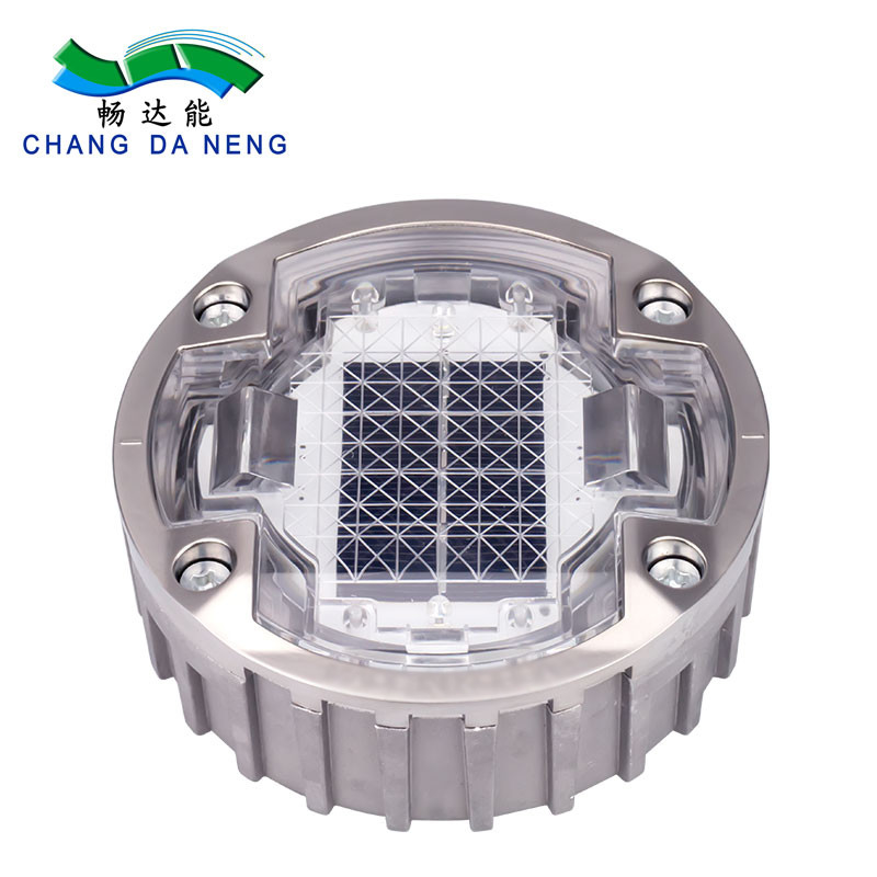 Épouvanteur solaire LED alimenté par batterie Ni-Mh pour une visibilité et des performances optimales sur la route