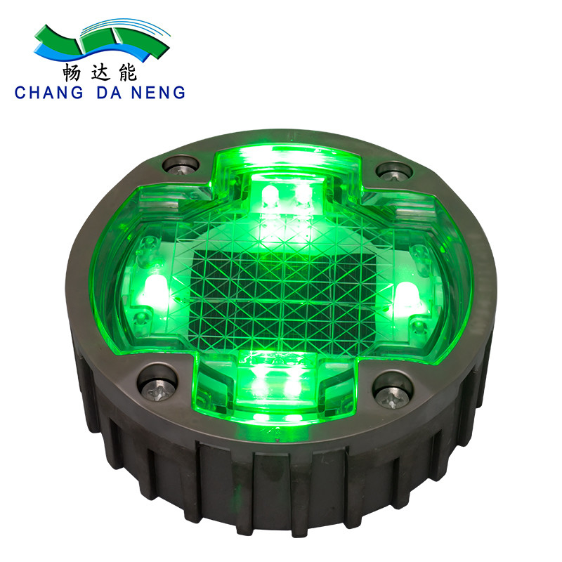 Épouvanteur solaire LED alimenté par batterie Ni-Mh pour une visibilité et des performances optimales sur la route