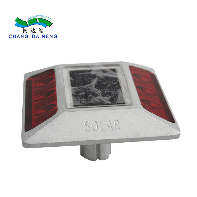 Marqueurs routiers solaires avec alliage d'aluminium et matériaux PC pour l'avertissement de sécurité