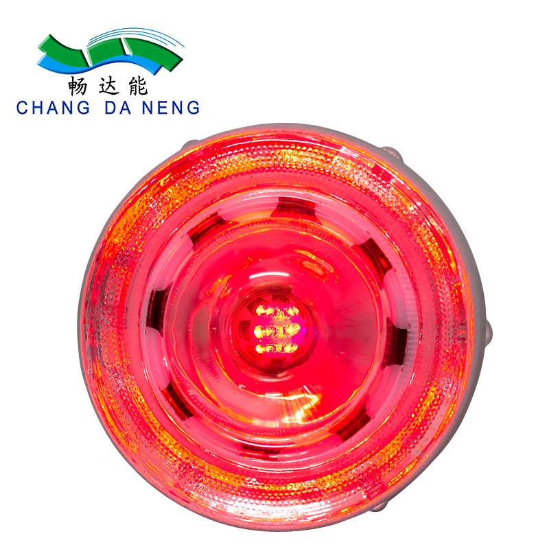 360 degrés de verre trempé routiers étriers alimentés par l'énergie solaire LED routiers étriers routiers Avertissement Pavement routiers étriers