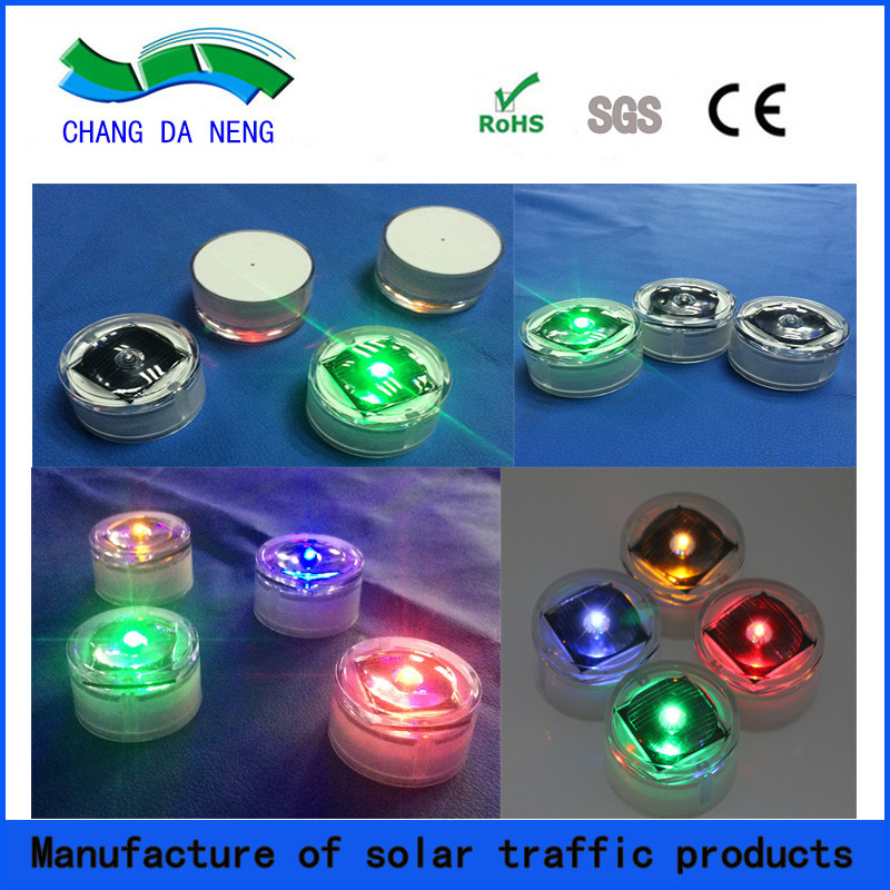Lumière Sous-sol de l'aluminium routiers solaires rondes intégrées LED Light Beacon Marqueurs routiers