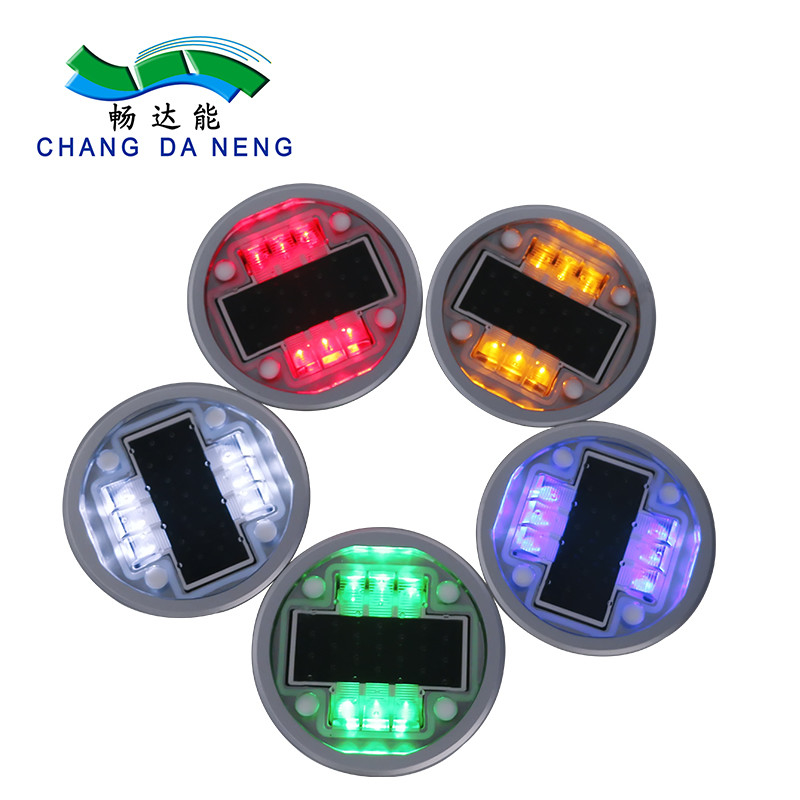 2V de tension LED à énergie solaire pour les routiers IP68 pour les environnements à température et à pression