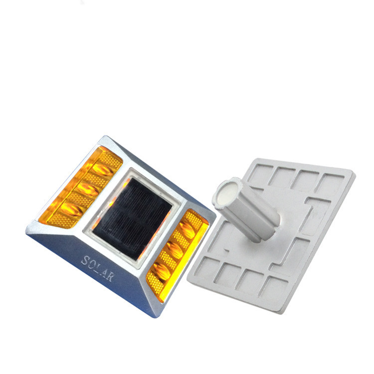 250g Lumière clignotante à énergie solaire avec 6 LED et mode flash ou fixe Distance visuelle 800 mètres Source lumineuse LED