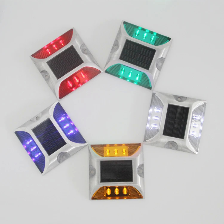 IP68 Poteaux solaires étanches à l'eau 1150g 2V pour les autoroutes/route/route de circulation et -20C- 60C